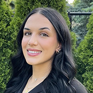 Headshot of Isabella Vicente